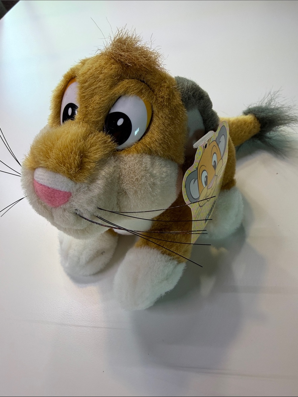 MGM Grand Las Vegas Lion Cub Plush Stuffed Animal Tan White Grey NWT 10 inch‎
